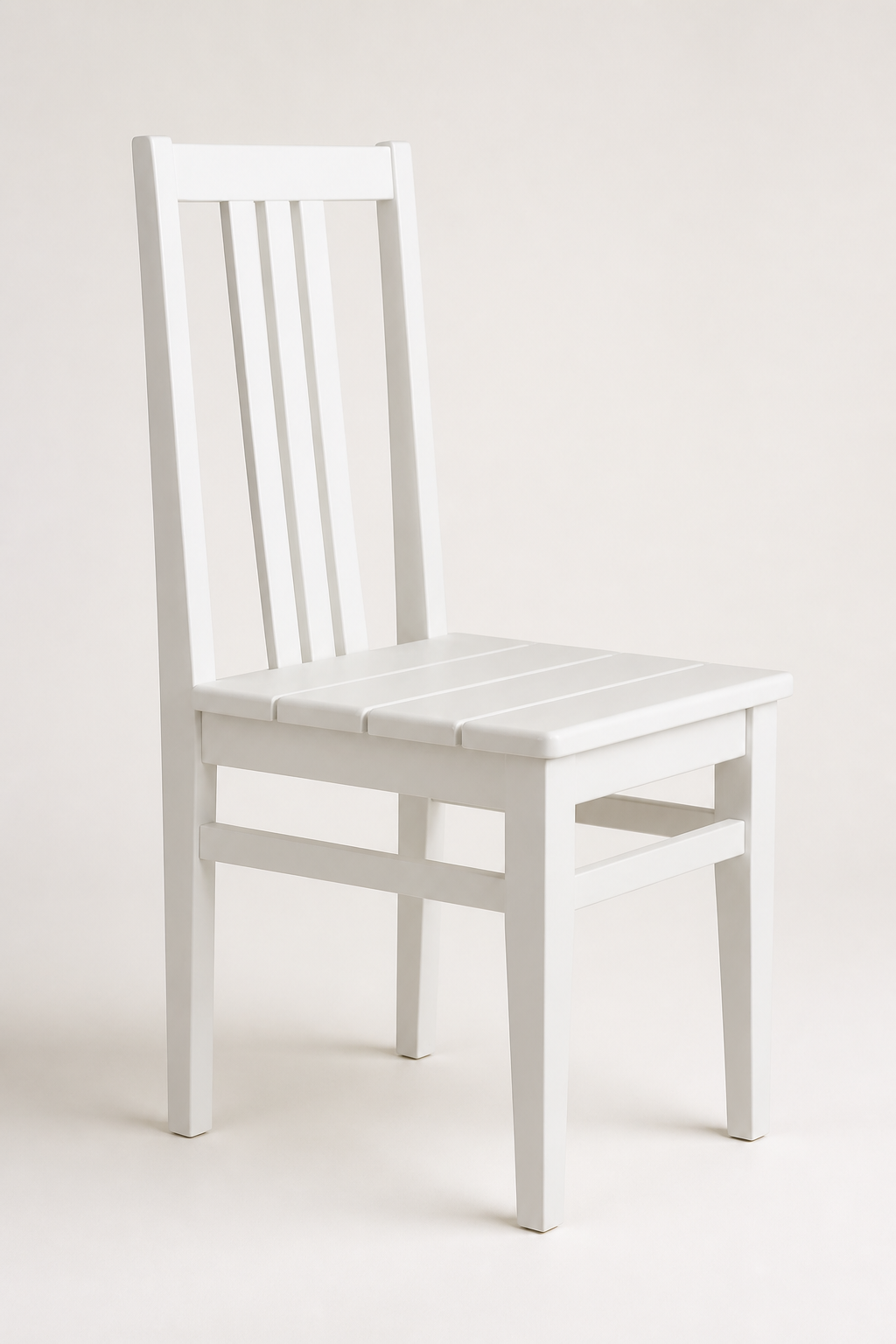 Area Wood Plus — дървен стол за ресторанти и хотели